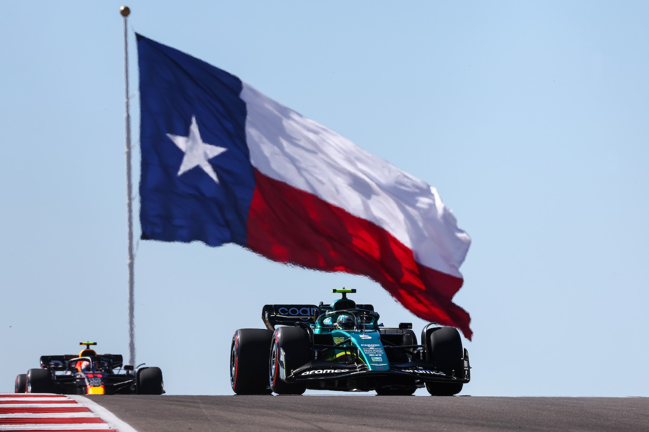 GP STATI UNITI, Sebastian Vettel (GER), Aston Martin F1 Team 
21.10.2022. Formula 1 World Championship, Rd 19, United States Grand Prix, Austin, Texas, USA, Practice Day.
- www.xpbimages.com, EMail: requests@xpbimages.com © Copyright: Charniaux / XPB Images