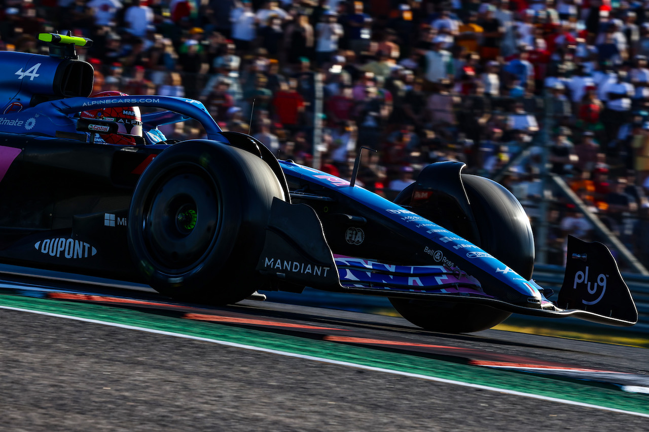 GP STATI UNITI, Esteban Ocon (FRA), Alpine F1 Team 
21.10.2022. Formula 1 World Championship, Rd 19, United States Grand Prix, Austin, Texas, USA, Practice Day.
- www.xpbimages.com, EMail: requests@xpbimages.com ¬© Copyright: Charniaux / XPB Images