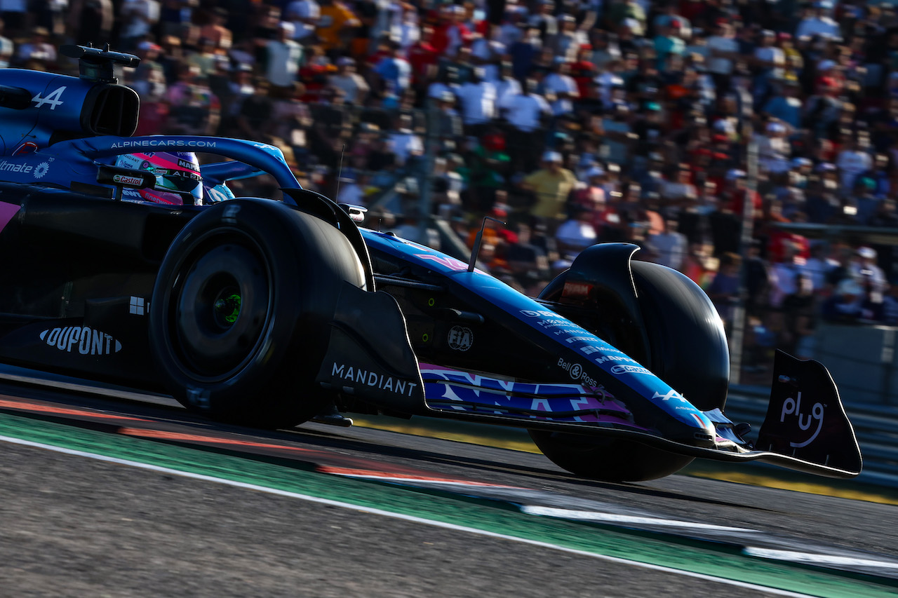 GP STATI UNITI, Fernando Alonso (ESP), Alpine F1 Team 
21.10.2022. Formula 1 World Championship, Rd 19, United States Grand Prix, Austin, Texas, USA, Practice Day.
- www.xpbimages.com, EMail: requests@xpbimages.com ¬© Copyright: Charniaux / XPB Images