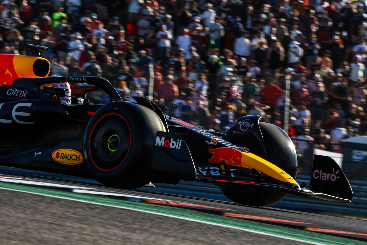 GP STATI UNITI, Max Verstappen (NLD), Red Bull Racing 
21.10.2022. Formula 1 World Championship, Rd 19, United States Grand Prix, Austin, Texas, USA, Practice Day.
- www.xpbimages.com, EMail: requests@xpbimages.com © Copyright: Charniaux / XPB Images