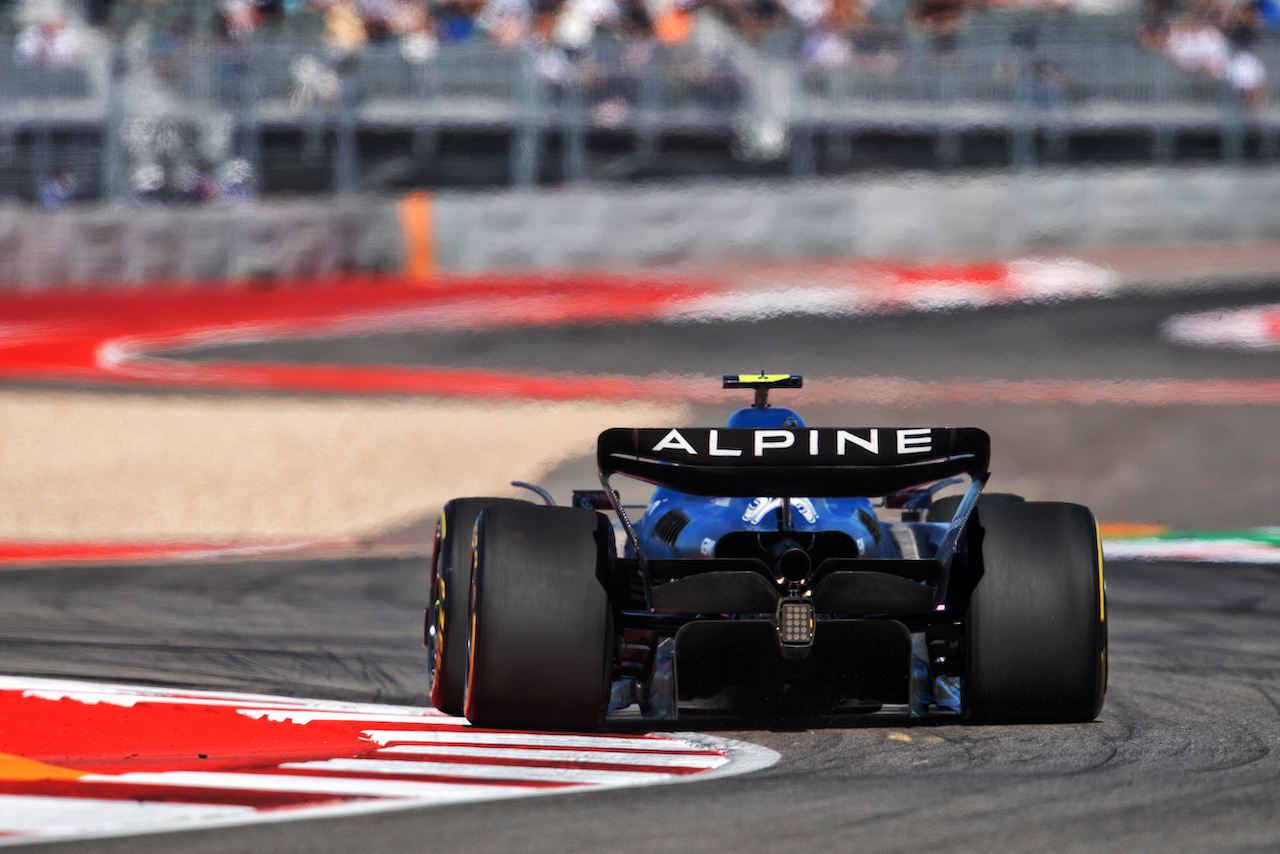 GP STATI UNITI, Esteban Ocon (FRA) Alpine F1 Team A522.
21.10.2022. Formula 1 World Championship, Rd 19, United States Grand Prix, Austin, Texas, USA, Practice Day.
- www.xpbimages.com, EMail: requests@xpbimages.com © Copyright: Price / XPB Images