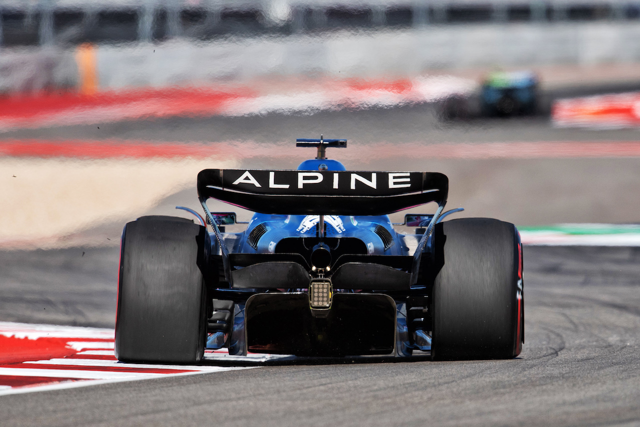GP STATI UNITI, Fernando Alonso (ESP) Alpine F1 Team A522.
21.10.2022. Formula 1 World Championship, Rd 19, United States Grand Prix, Austin, Texas, USA, Practice Day.
- www.xpbimages.com, EMail: requests@xpbimages.com © Copyright: Price / XPB Images