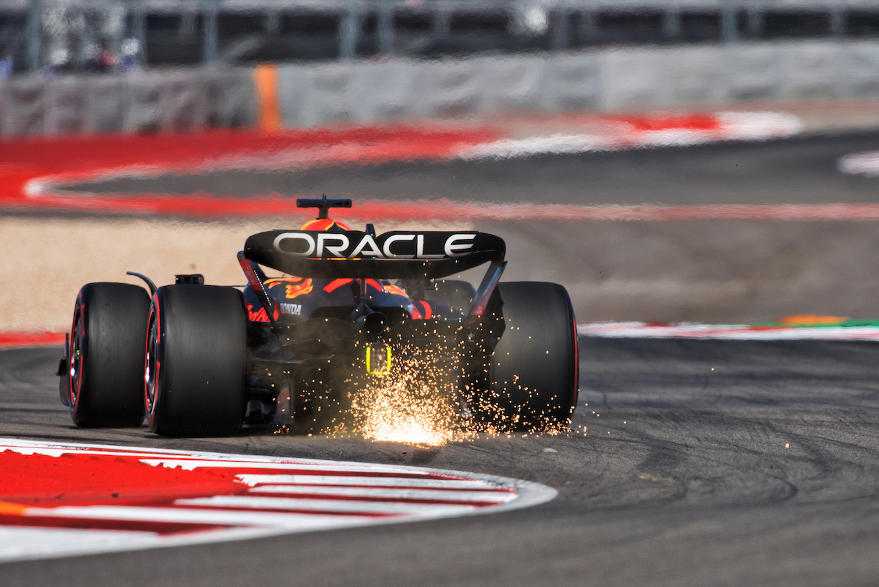 GP STATI UNITI, Max Verstappen (NLD) Red Bull Racing RB18.
21.10.2022. Formula 1 World Championship, Rd 19, United States Grand Prix, Austin, Texas, USA, Practice Day.
- www.xpbimages.com, EMail: requests@xpbimages.com © Copyright: Price / XPB Images