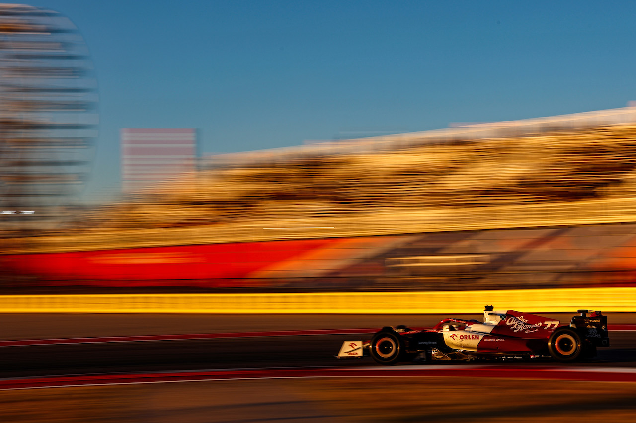 GP STATI UNITI, Valtteri Bottas (FIN), Alfa Romeo Racing 
21.10.2022. Formula 1 World Championship, Rd 19, United States Grand Prix, Austin, Texas, USA, Practice Day.
- www.xpbimages.com, EMail: requests@xpbimages.com ¬© Copyright: Charniaux / XPB Images
