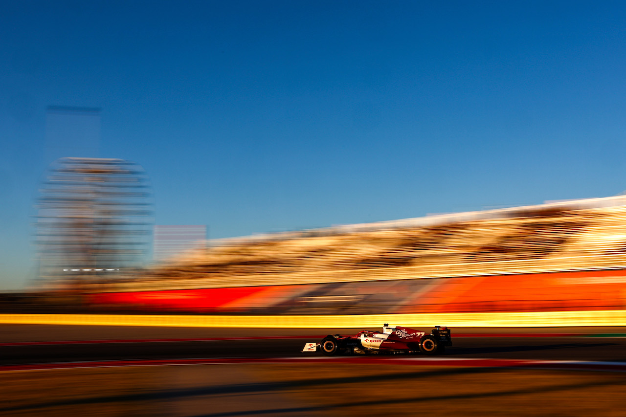 GP STATI UNITI, Valtteri Bottas (FIN), Alfa Romeo Racing 
21.10.2022. Formula 1 World Championship, Rd 19, United States Grand Prix, Austin, Texas, USA, Practice Day.
- www.xpbimages.com, EMail: requests@xpbimages.com ¬© Copyright: Charniaux / XPB Images