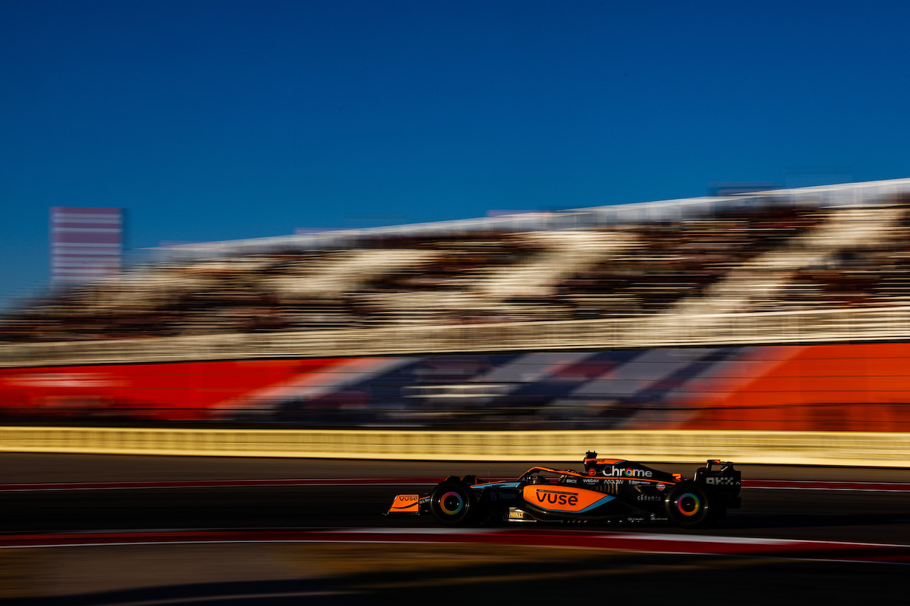 GP STATI UNITI, Daniel Ricciardo (AUS), McLaren F1 Team 
21.10.2022. Formula 1 World Championship, Rd 19, United States Grand Prix, Austin, Texas, USA, Practice Day.
- www.xpbimages.com, EMail: requests@xpbimages.com ¬© Copyright: Charniaux / XPB Images