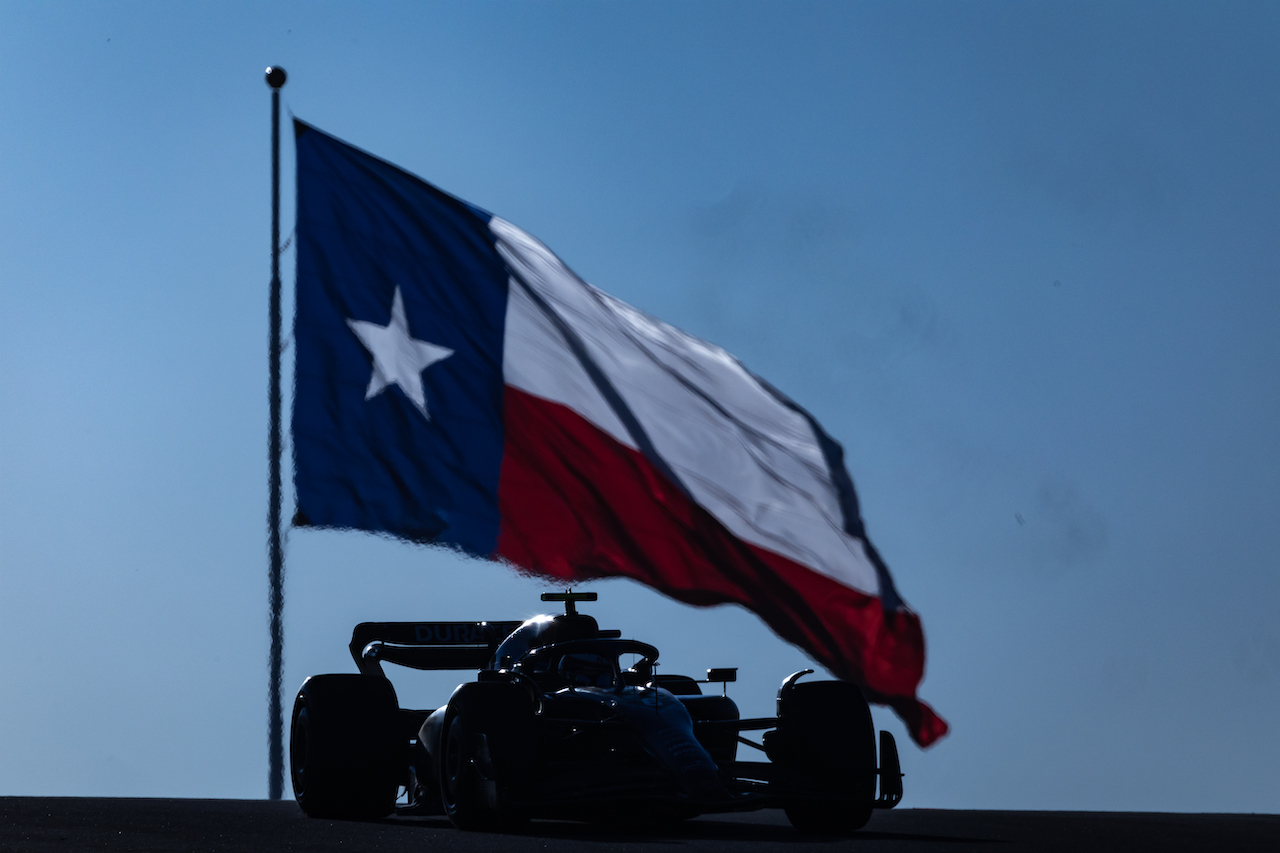 GP STATI UNITI, Nicholas Latifi (CDN) Williams Racing FW44.
21.10.2022. Formula 1 World Championship, Rd 19, United States Grand Prix, Austin, Texas, USA, Practice Day.
- www.xpbimages.com, EMail: requests@xpbimages.com © Copyright: Bearne / XPB Images