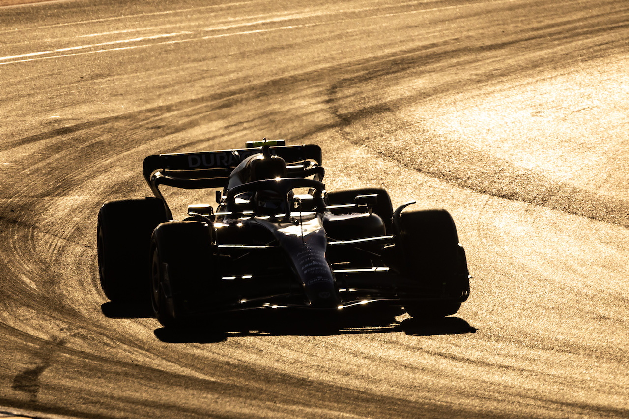 GP STATI UNITI, Nicholas Latifi (CDN) Williams Racing FW44.
21.10.2022. Formula 1 World Championship, Rd 19, United States Grand Prix, Austin, Texas, USA, Practice Day.
- www.xpbimages.com, EMail: requests@xpbimages.com © Copyright: Bearne / XPB Images