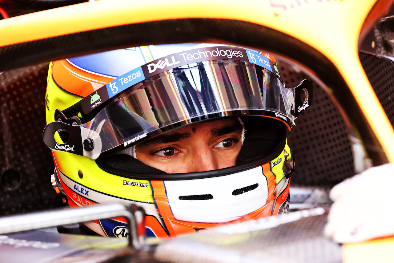 GP STATI UNITI, Alex Palou (ESP) McLaren MCL36 Test Driver.
21.10.2022. Formula 1 World Championship, Rd 19, United States Grand Prix, Austin, Texas, USA, Practice Day.
- www.xpbimages.com, EMail: requests@xpbimages.com © Copyright: Batchelor / XPB Images