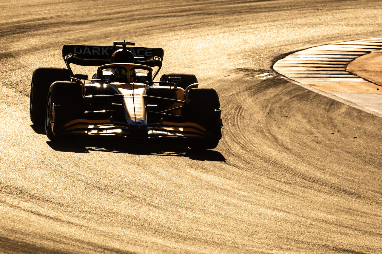 GP STATI UNITI, Lando Norris (GBR) McLaren MCL36.
21.10.2022. Formula 1 World Championship, Rd 19, United States Grand Prix, Austin, Texas, USA, Practice Day.
- www.xpbimages.com, EMail: requests@xpbimages.com © Copyright: Bearne / XPB Images