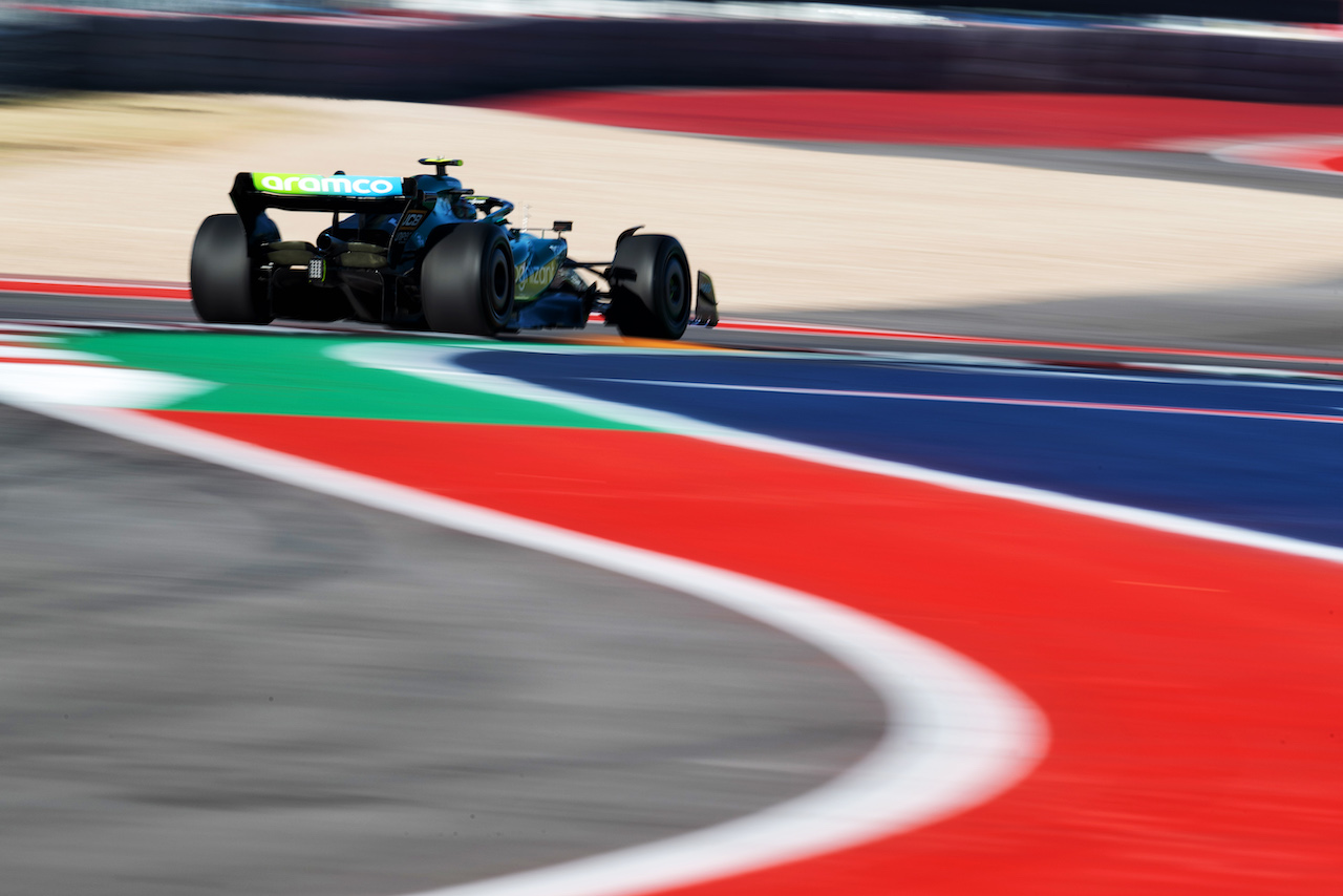 GP STATI UNITI, Sebastian Vettel (GER) Aston Martin F1 Team AMR22.
21.10.2022. Formula 1 World Championship, Rd 19, United States Grand Prix, Austin, Texas, USA, Practice Day.
- www.xpbimages.com, EMail: requests@xpbimages.com © Copyright: Price / XPB Images