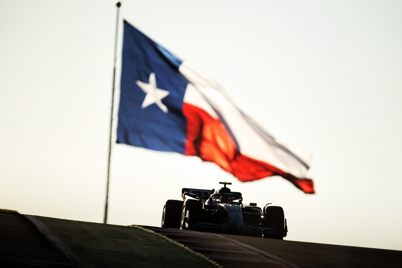 GP STATI UNITI, Esteban Ocon (FRA) Alpine F1 Team A522.
21.10.2022. Formula 1 World Championship, Rd 19, United States Grand Prix, Austin, Texas, USA, Practice Day.
- www.xpbimages.com, EMail: requests@xpbimages.com © Copyright: Price / XPB Images