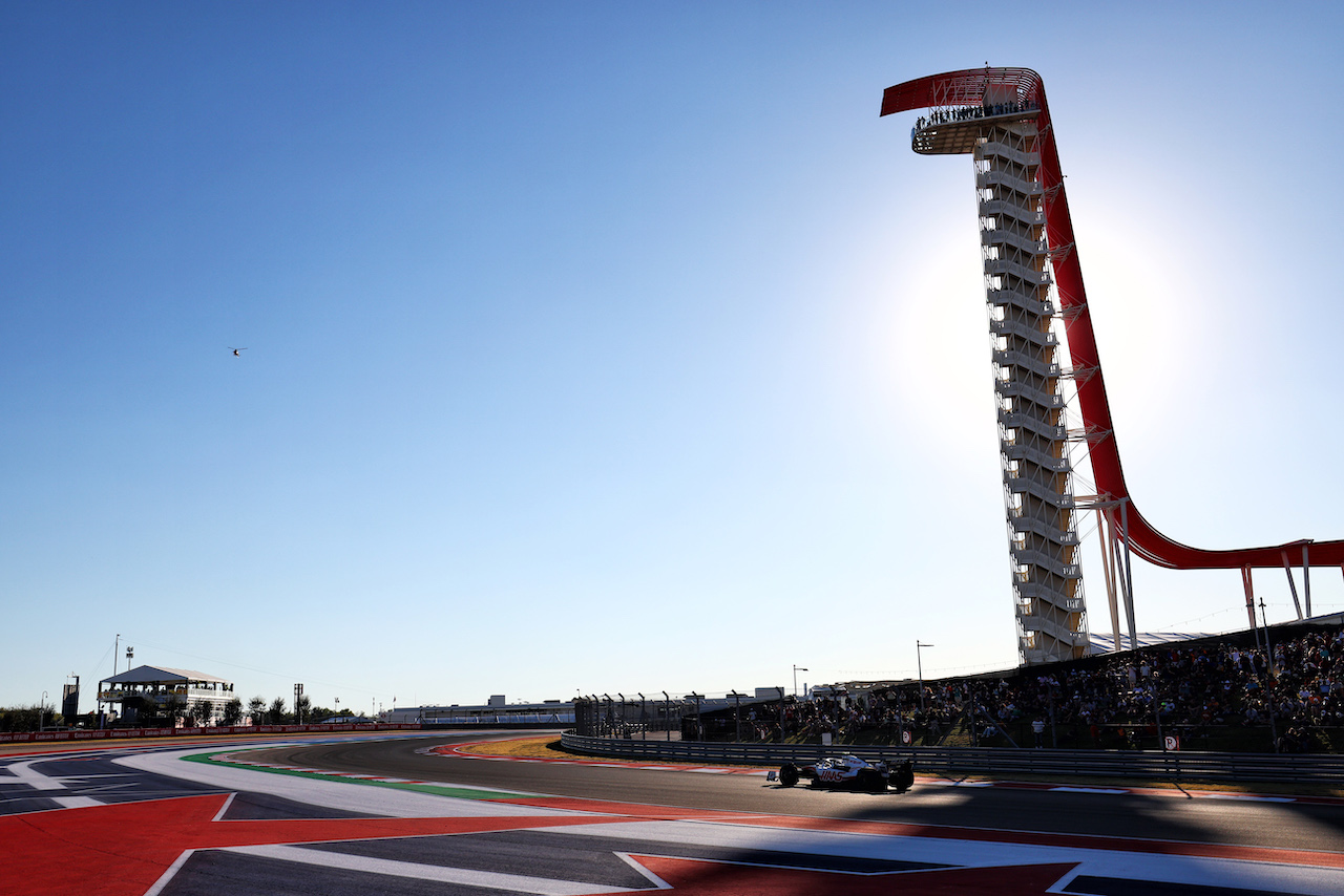 GP STATI UNITI, Mick Schumacher (GER) Haas VF-22.
21.10.2022. Formula 1 World Championship, Rd 19, United States Grand Prix, Austin, Texas, USA, Practice Day.
 - www.xpbimages.com, EMail: requests@xpbimages.com © Copyright: Coates / XPB Images