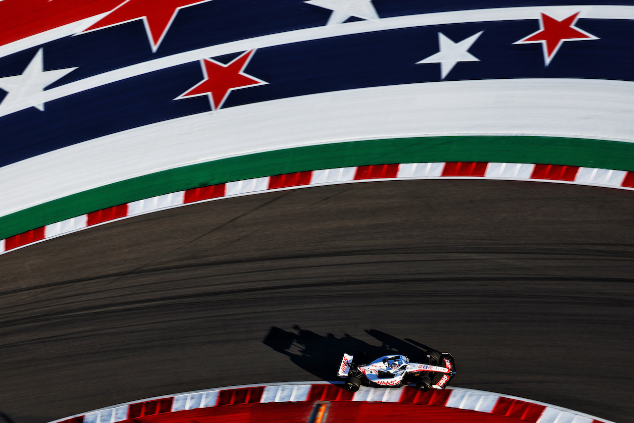 GP STATI UNITI, Kevin Magnussen (DEN) Haas VF-22.
21.10.2022. Formula 1 World Championship, Rd 19, United States Grand Prix, Austin, Texas, USA, Practice Day.
 - www.xpbimages.com, EMail: requests@xpbimages.com © Copyright: Coates / XPB Images