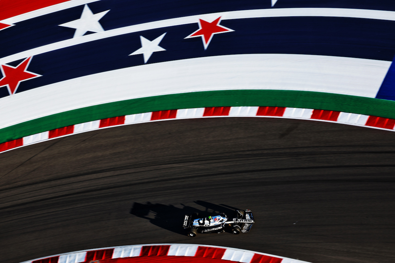 GP STATI UNITI, Yuki Tsunoda (JPN) AlphaTauri AT03.
21.10.2022. Formula 1 World Championship, Rd 19, United States Grand Prix, Austin, Texas, USA, Practice Day.
 - www.xpbimages.com, EMail: requests@xpbimages.com © Copyright: Coates / XPB Images