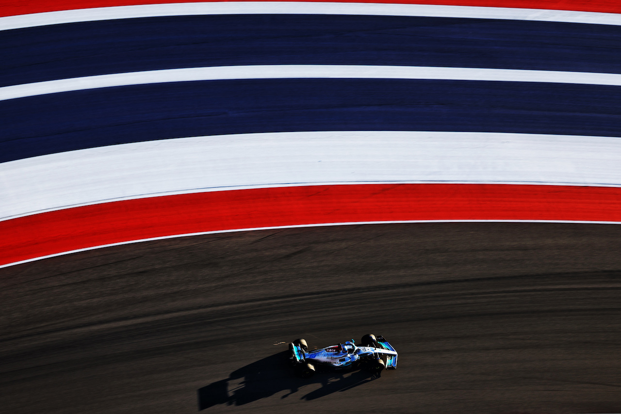 GP STATI UNITI, George Russell (GBR) Mercedes AMG F1 W13.
21.10.2022. Formula 1 World Championship, Rd 19, United States Grand Prix, Austin, Texas, USA, Practice Day.
 - www.xpbimages.com, EMail: requests@xpbimages.com © Copyright: Coates / XPB Images