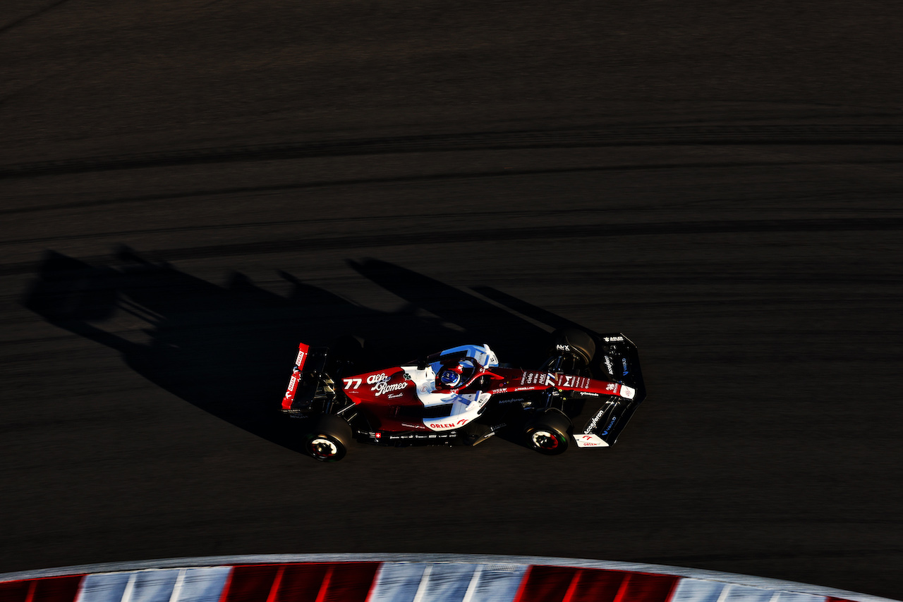GP STATI UNITI, Valtteri Bottas (FIN) Alfa Romeo F1 Team C42.
21.10.2022. Formula 1 World Championship, Rd 19, United States Grand Prix, Austin, Texas, USA, Practice Day.
 - www.xpbimages.com, EMail: requests@xpbimages.com © Copyright: Coates / XPB Images