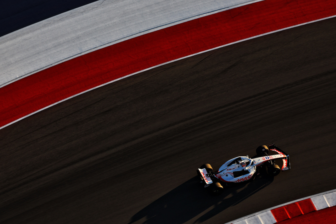 GP STATI UNITI, Kevin Magnussen (DEN) Haas VF-22.
21.10.2022. Formula 1 World Championship, Rd 19, United States Grand Prix, Austin, Texas, USA, Practice Day.
 - www.xpbimages.com, EMail: requests@xpbimages.com © Copyright: Coates / XPB Images