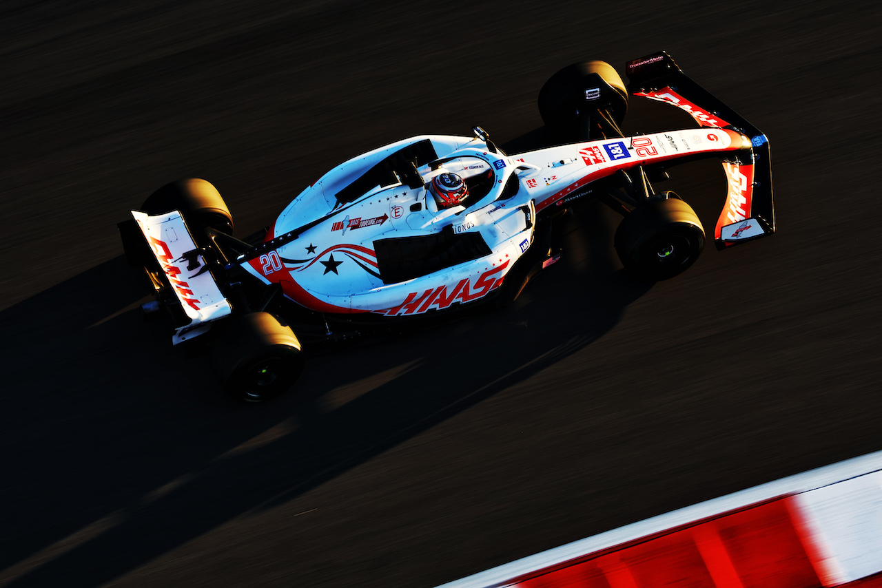 GP STATI UNITI, Kevin Magnussen (DEN) Haas VF-22.
21.10.2022. Formula 1 World Championship, Rd 19, United States Grand Prix, Austin, Texas, USA, Practice Day.
 - www.xpbimages.com, EMail: requests@xpbimages.com © Copyright: Coates / XPB Images