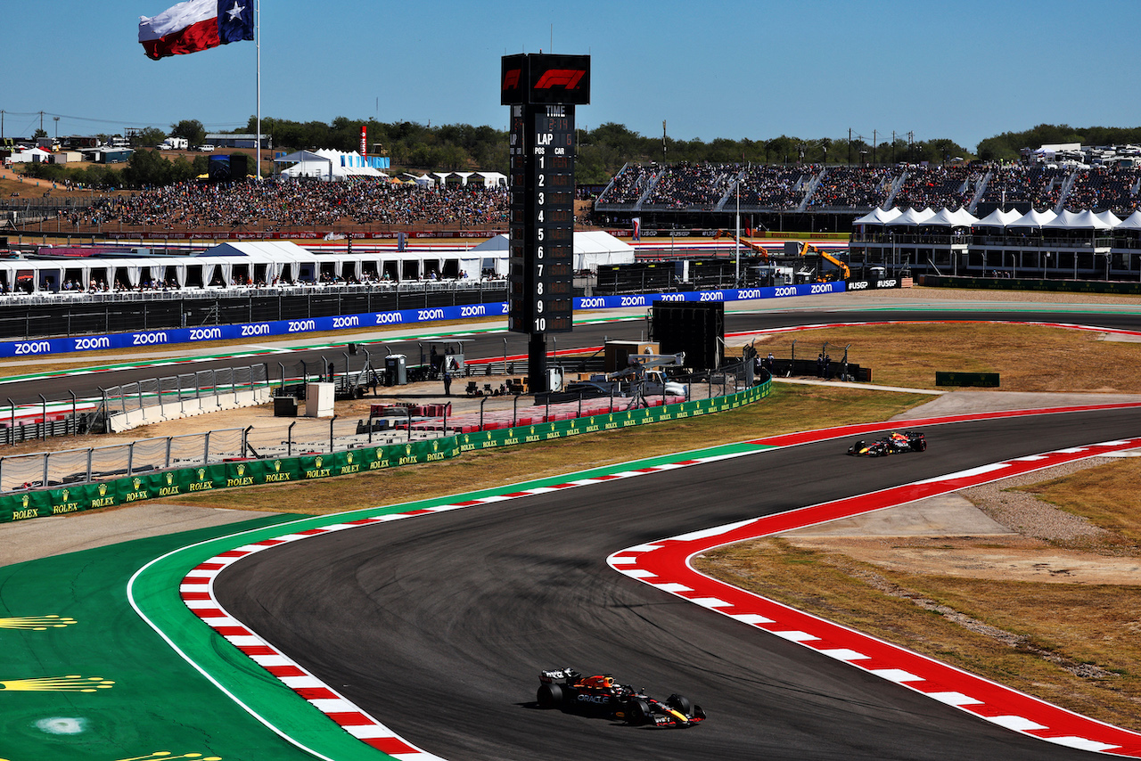 GP STATI UNITI, Max Verstappen (NLD) Red Bull Racing RB18.
21.10.2022. Formula 1 World Championship, Rd 19, United States Grand Prix, Austin, Texas, USA, Practice Day.
 - www.xpbimages.com, EMail: requests@xpbimages.com © Copyright: Coates / XPB Images