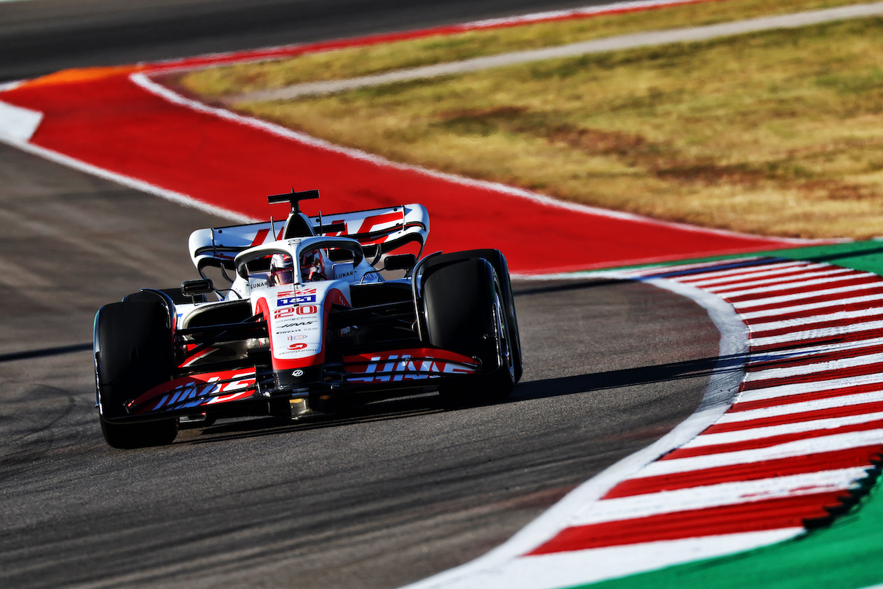 GP STATI UNITI, Kevin Magnussen (DEN) Haas VF-22.
21.10.2022. Formula 1 World Championship, Rd 19, United States Grand Prix, Austin, Texas, USA, Practice Day.
 - www.xpbimages.com, EMail: requests@xpbimages.com © Copyright: Coates / XPB Images