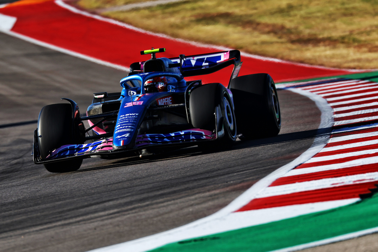 GP STATI UNITI, Esteban Ocon (FRA) Alpine F1 Team A522.
21.10.2022. Formula 1 World Championship, Rd 19, United States Grand Prix, Austin, Texas, USA, Practice Day.
 - www.xpbimages.com, EMail: requests@xpbimages.com © Copyright: Coates / XPB Images