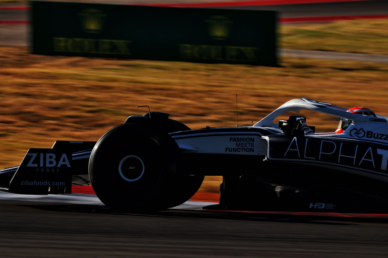 GP STATI UNITI, Yuki Tsunoda (JPN) AlphaTauri AT03.
21.10.2022. Formula 1 World Championship, Rd 19, United States Grand Prix, Austin, Texas, USA, Practice Day.
 - www.xpbimages.com, EMail: requests@xpbimages.com © Copyright: Coates / XPB Images