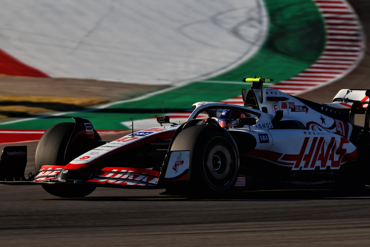 GP STATI UNITI, Mick Schumacher (GER) Haas VF-22.
21.10.2022. Formula 1 World Championship, Rd 19, United States Grand Prix, Austin, Texas, USA, Practice Day.
 - www.xpbimages.com, EMail: requests@xpbimages.com © Copyright: Coates / XPB Images