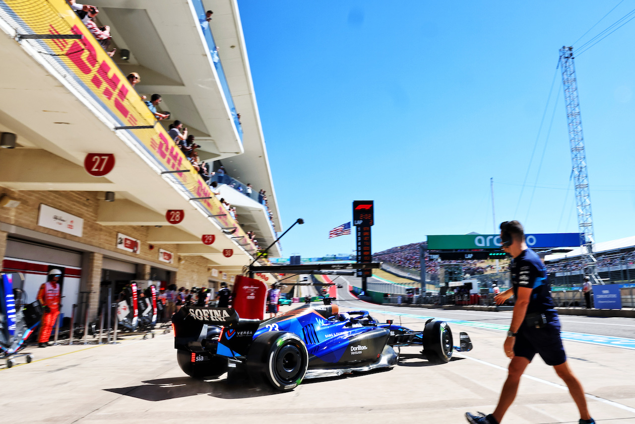 GP STATI UNITI, Alexander Albon (THA) Williams Racing FW44 leaves the pits.
21.10.2022. Formula 1 World Championship, Rd 19, United States Grand Prix, Austin, Texas, USA, Practice Day.
- www.xpbimages.com, EMail: requests@xpbimages.com © Copyright: Batchelor / XPB Images