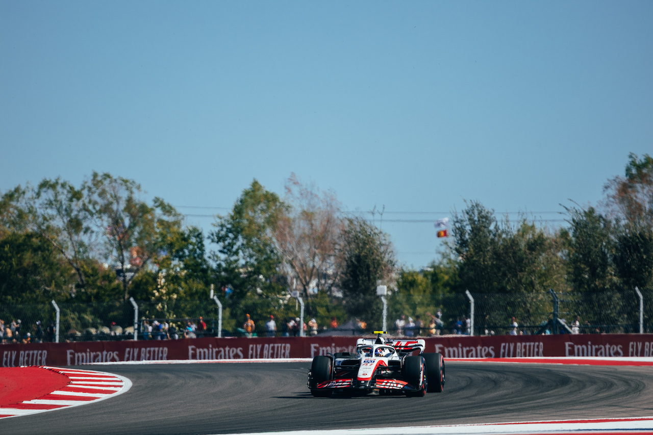 GP STATI UNITI, Mick Schumacher (GER) Haas VF-22.
21.10.2022. Formula 1 World Championship, Rd 19, United States Grand Prix, Austin, Texas, USA, Practice Day.
- www.xpbimages.com, EMail: requests@xpbimages.com © Copyright: Bearne / XPB Images