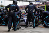 GP UNGHERIA, Nicholas Latifi (CDN) Williams Racing FW44 makes a pit stop.
31.07.2022. Formula 1 World Championship, Rd 13, Hungarian Grand Prix, Budapest, Hungary, Gara Day.
- www.xpbimages.com, EMail: requests@xpbimages.com © Copyright: Bearne / XPB Images