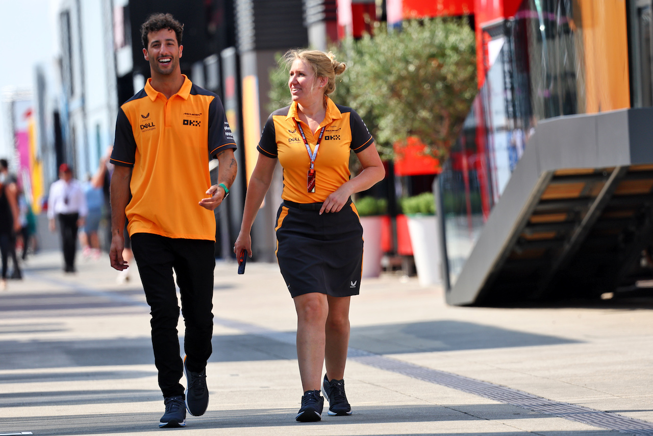 GP UNGHERIA, (L to R): Daniel Ricciardo (AUS) McLaren with Sophie Ogg (GBR) McLaren Communications Director.
28.07.2022. Formula 1 World Championship, Rd 13, Hungarian Grand Prix, Budapest, Hungary, Preparation Day.
- www.xpbimages.com, EMail: requests@xpbimages.com © Copyright: Batchelor / XPB Images