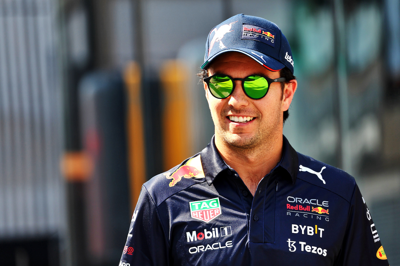 GP UNGHERIA, Sergio Perez (MEX) Red Bull Racing.
28.07.2022. Formula 1 World Championship, Rd 13, Hungarian Grand Prix, Budapest, Hungary, Preparation Day.
- www.xpbimages.com, EMail: requests@xpbimages.com © Copyright: Batchelor / XPB Images