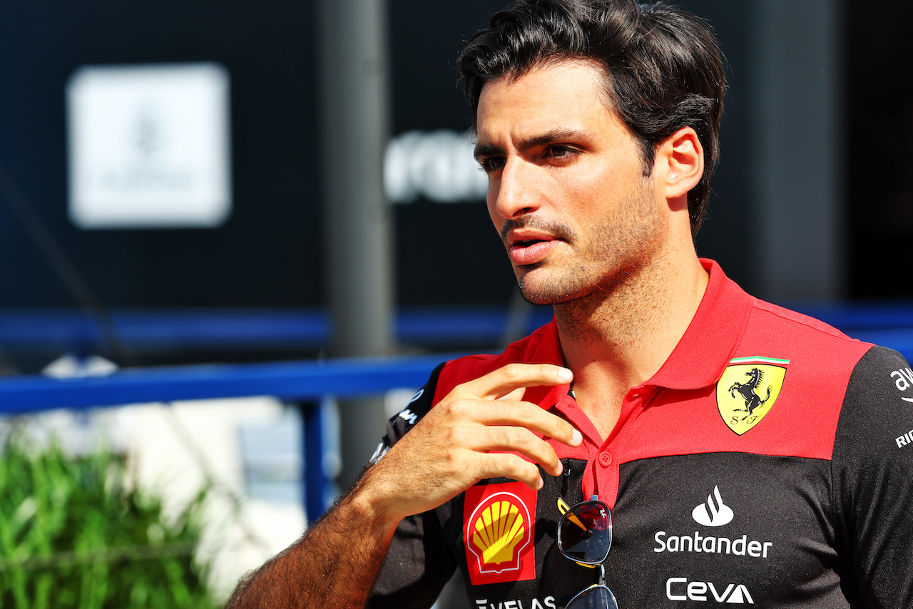 GP UNGHERIA, Carlos Sainz Jr (ESP) Ferrari.
28.07.2022. Formula 1 World Championship, Rd 13, Hungarian Grand Prix, Budapest, Hungary, Preparation Day.
- www.xpbimages.com, EMail: requests@xpbimages.com © Copyright: Batchelor / XPB Images