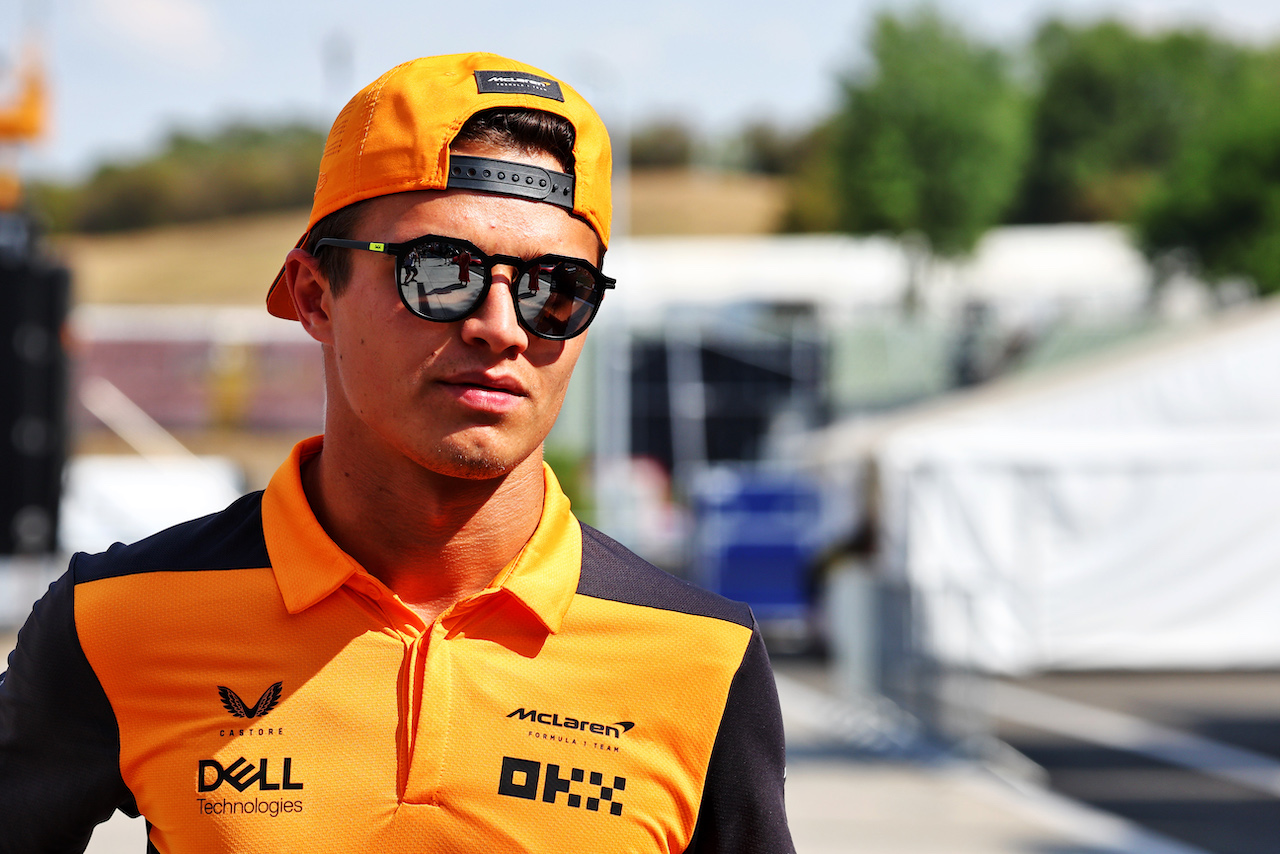GP UNGHERIA, Lando Norris (GBR) McLaren.
28.07.2022. Formula 1 World Championship, Rd 13, Hungarian Grand Prix, Budapest, Hungary, Preparation Day.
- www.xpbimages.com, EMail: requests@xpbimages.com © Copyright: Batchelor / XPB Images