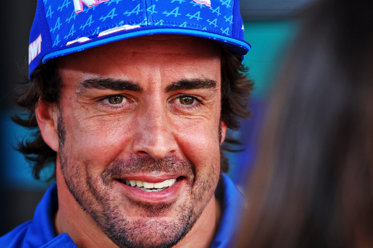 GP UNGHERIA, Fernando Alonso (ESP) Alpine F1 Team.
28.07.2022. Formula 1 World Championship, Rd 13, Hungarian Grand Prix, Budapest, Hungary, Preparation Day.
- www.xpbimages.com, EMail: requests@xpbimages.com © Copyright: Batchelor / XPB Images