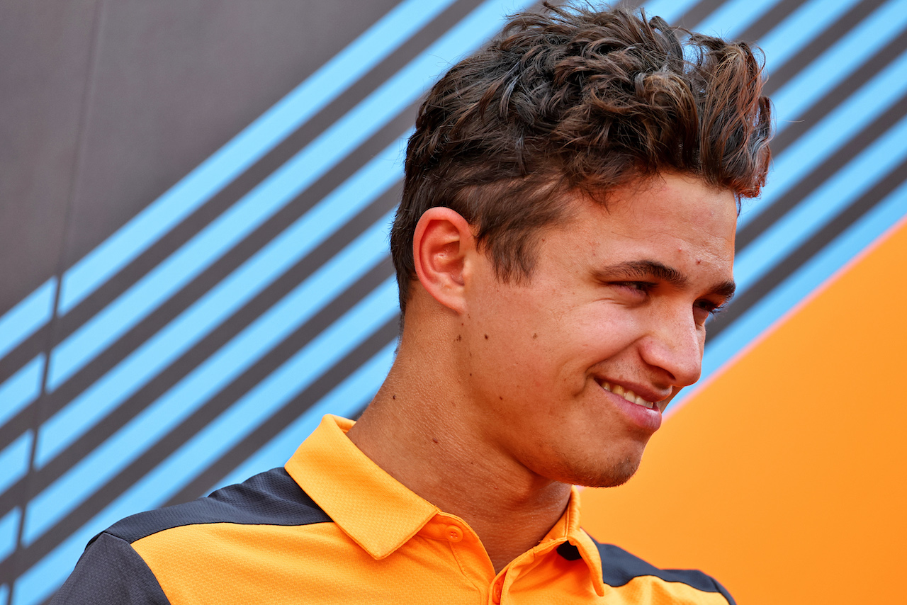 GP UNGHERIA, Lando Norris (GBR) McLaren.
28.07.2022. Formula 1 World Championship, Rd 13, Hungarian Grand Prix, Budapest, Hungary, Preparation Day.
- www.xpbimages.com, EMail: requests@xpbimages.com © Copyright: Batchelor / XPB Images
