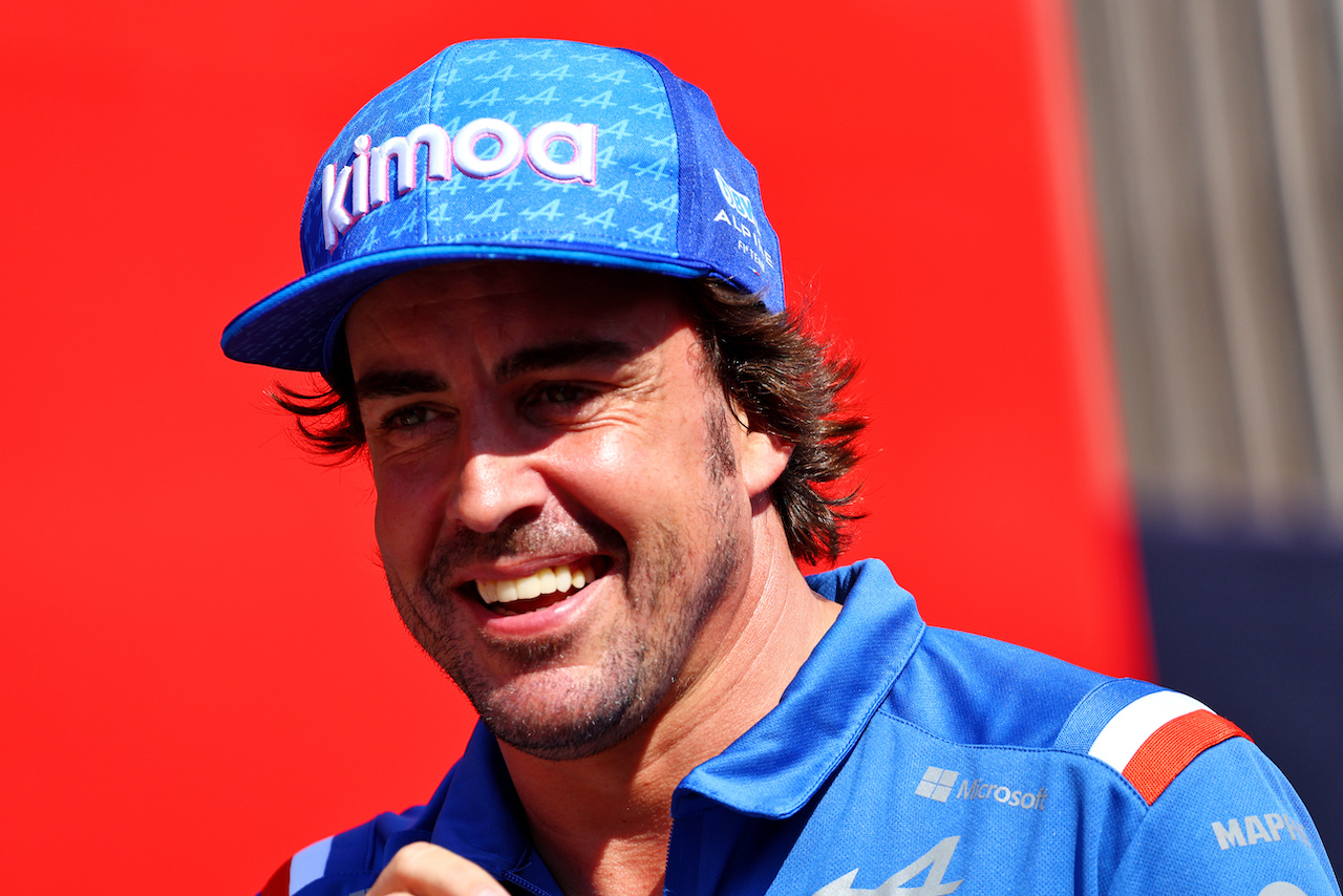 GP UNGHERIA, Fernando Alonso (ESP) Alpine F1 Team.
28.07.2022. Formula 1 World Championship, Rd 13, Hungarian Grand Prix, Budapest, Hungary, Preparation Day.
- www.xpbimages.com, EMail: requests@xpbimages.com © Copyright: Batchelor / XPB Images
