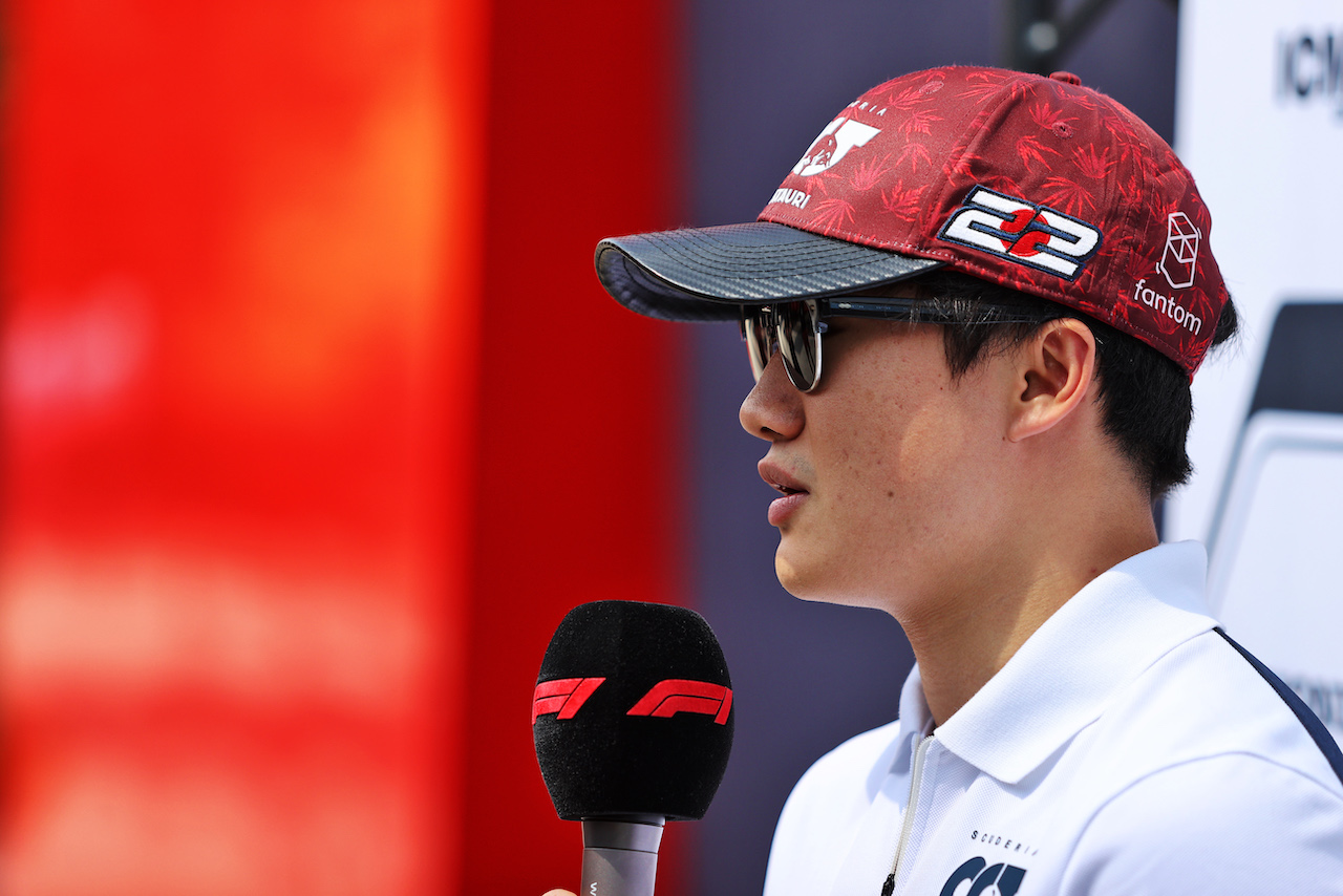 GP UNGHERIA, Yuki Tsunoda (JPN) AlphaTauri.
28.07.2022. Formula 1 World Championship, Rd 13, Hungarian Grand Prix, Budapest, Hungary, Preparation Day.
- www.xpbimages.com, EMail: requests@xpbimages.com © Copyright: Moy / XPB Images