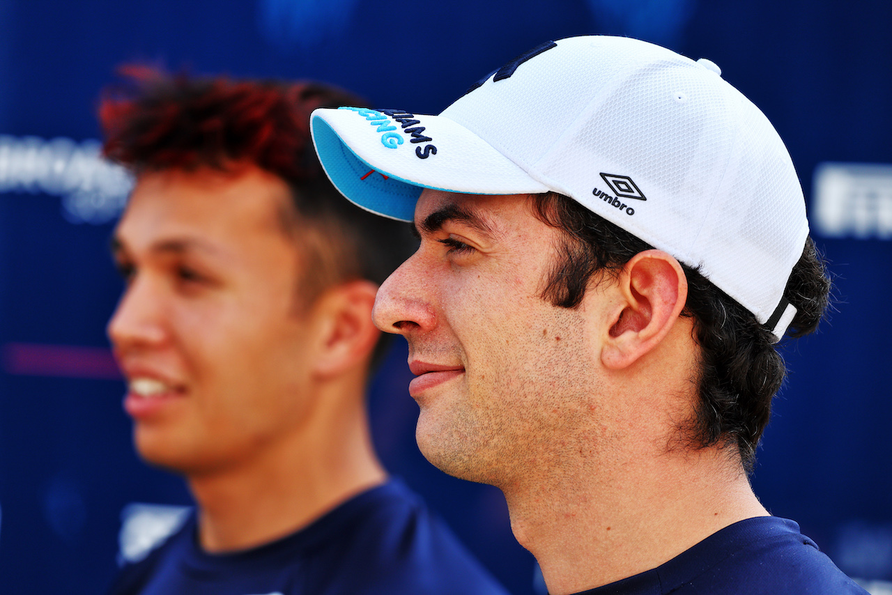GP UNGHERIA, Nicholas Latifi (CDN) Williams Racing e Alexander Albon (THA) Williams Racing.
28.07.2022. Formula 1 World Championship, Rd 13, Hungarian Grand Prix, Budapest, Hungary, Preparation Day.
- www.xpbimages.com, EMail: requests@xpbimages.com © Copyright: Batchelor / XPB Images