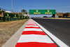GP UNGHERIA, Circuit Atmosfera - kerb detail.
28.07.2022. Formula 1 World Championship, Rd 13, Hungarian Grand Prix, Budapest, Hungary, Preparation Day.
- www.xpbimages.com, EMail: requests@xpbimages.com © Copyright: Moy / XPB Images
