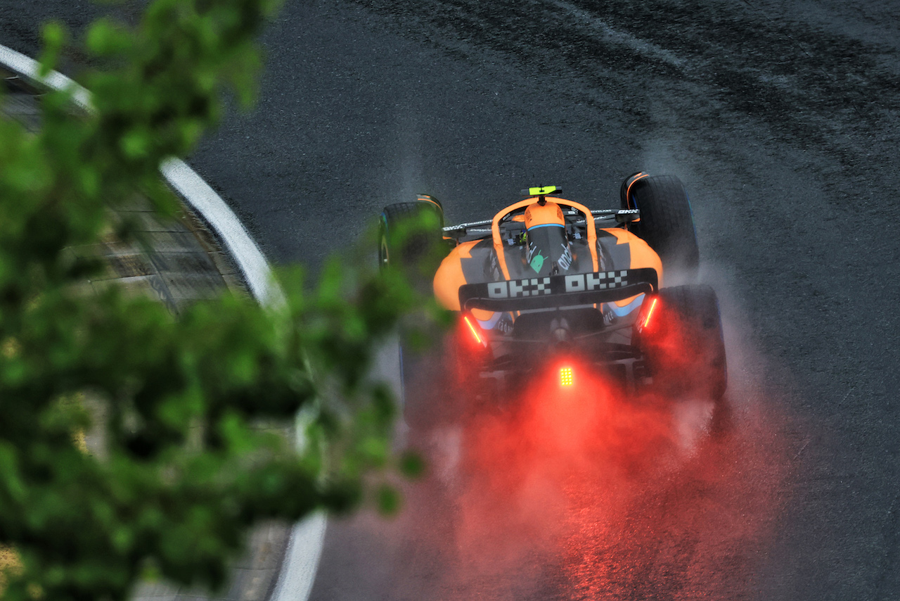 GP UNGHERIA, Lando Norris (GBR) McLaren MCL36.
30.07.2022. Formula 1 World Championship, Rd 13, Hungarian Grand Prix, Budapest, Hungary, Qualifiche Day.
- www.xpbimages.com, EMail: requests@xpbimages.com © Copyright: Bearne / XPB Images