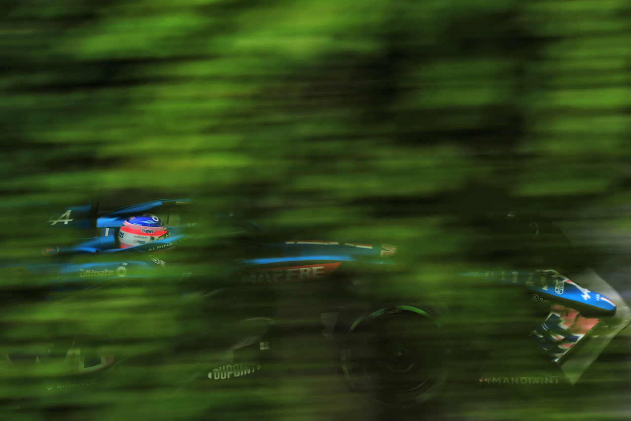 GP UNGHERIA, Fernando Alonso (ESP) Alpine F1 Team A522.
30.07.2022. Formula 1 World Championship, Rd 13, Hungarian Grand Prix, Budapest, Hungary, Qualifiche Day.
- www.xpbimages.com, EMail: requests@xpbimages.com © Copyright: Bearne / XPB Images