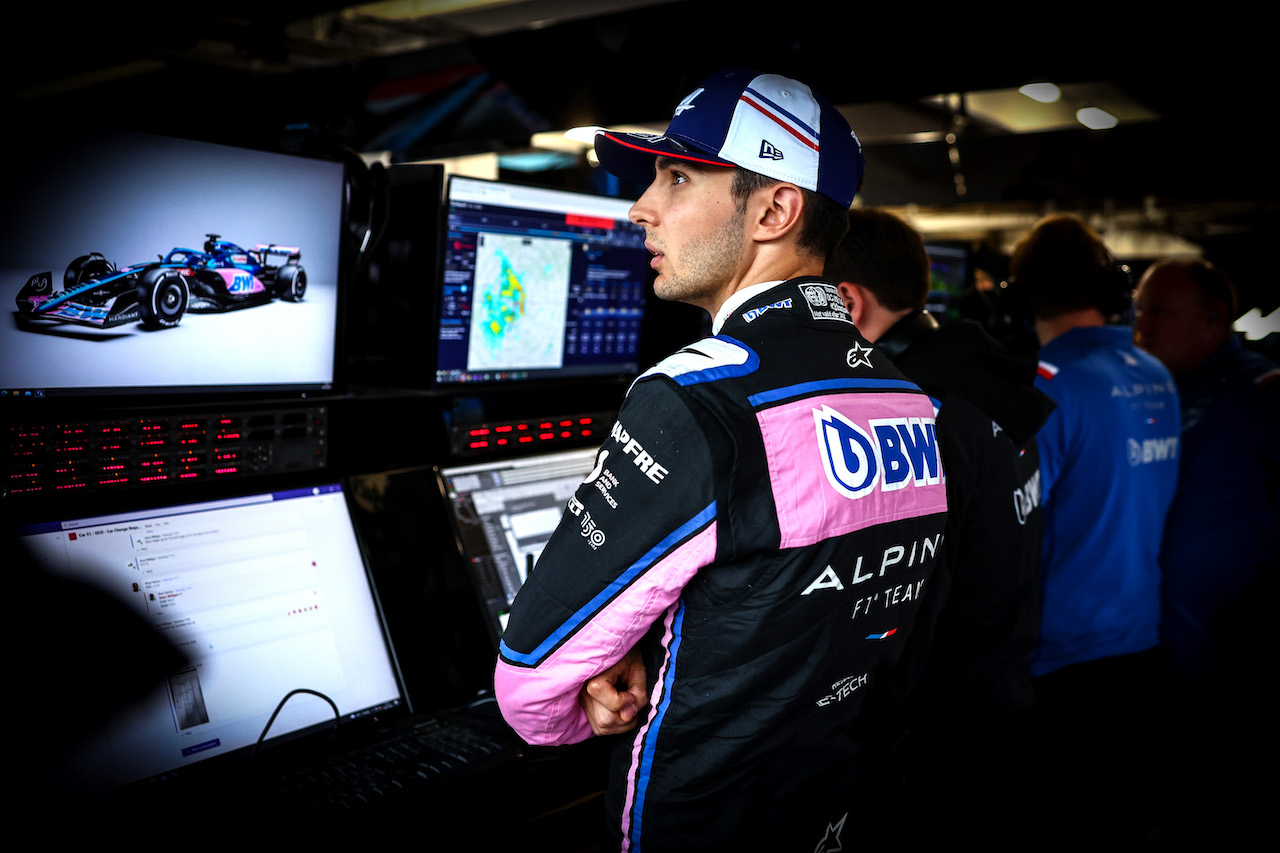 GP UNGHERIA, Esteban Ocon (FRA), Alpine F1 Team 
30.07.2022. Formula 1 World Championship, Rd 13, Hungarian Grand Prix, Budapest, Hungary, Qualifiche Day.
- www.xpbimages.com, EMail: requests@xpbimages.com © Copyright: Charniaux / XPB Images