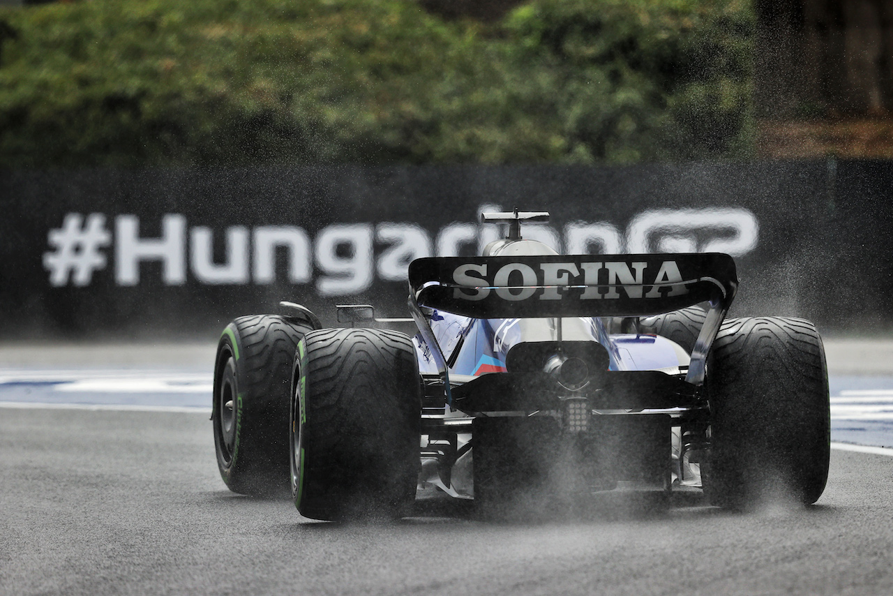 GP UNGHERIA, Alexander Albon (THA) Williams Racing FW44.
30.07.2022. Formula 1 World Championship, Rd 13, Hungarian Grand Prix, Budapest, Hungary, Qualifiche Day.
- www.xpbimages.com, EMail: requests@xpbimages.com © Copyright: Moy / XPB Images