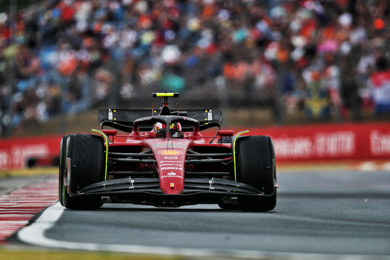 GP UNGHERIA, Carlos Sainz Jr (ESP) Ferrari F1-75.
30.07.2022. Formula 1 World Championship, Rd 13, Hungarian Grand Prix, Budapest, Hungary, Qualifiche Day.
 - www.xpbimages.com, EMail: requests@xpbimages.com © Copyright: Coates / XPB Images