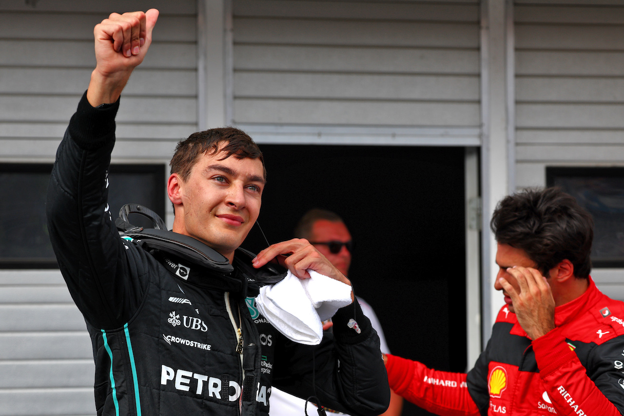 GP UNGHERIA, George Russell (GBR) Mercedes AMG F1 celebrates his pole position in qualifying parc ferme.
30.07.2022. Formula 1 World Championship, Rd 13, Hungarian Grand Prix, Budapest, Hungary, Qualifiche Day.
- www.xpbimages.com, EMail: requests@xpbimages.com © Copyright: Batchelor / XPB Images