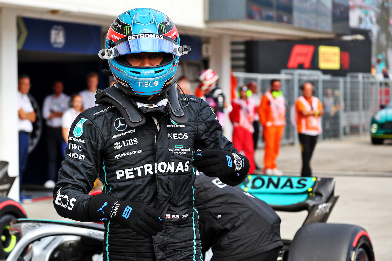 GP UNGHERIA, Pole sitter George Russell (GBR) Mercedes AMG F1 in qualifying parc ferme.
30.07.2022. Formula 1 World Championship, Rd 13, Hungarian Grand Prix, Budapest, Hungary, Qualifiche Day.
- www.xpbimages.com, EMail: requests@xpbimages.com © Copyright: Batchelor / XPB Images