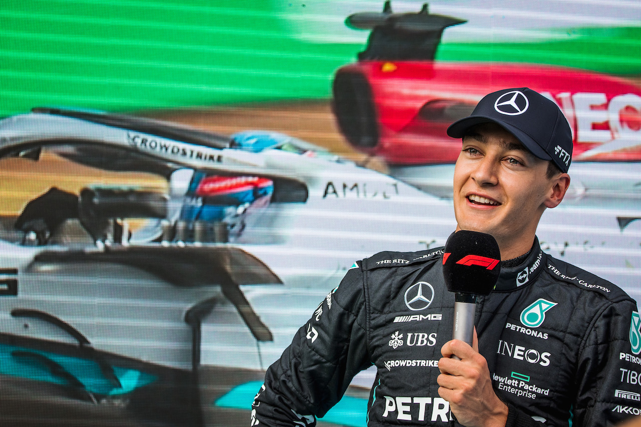 GP UNGHERIA, Pole sitter George Russell (GBR) Mercedes AMG F1 in qualifying parc ferme.
30.07.2022. Formula 1 World Championship, Rd 13, Hungarian Grand Prix, Budapest, Hungary, Qualifiche Day.
- www.xpbimages.com, EMail: requests@xpbimages.com © Copyright: Bearne / XPB Images