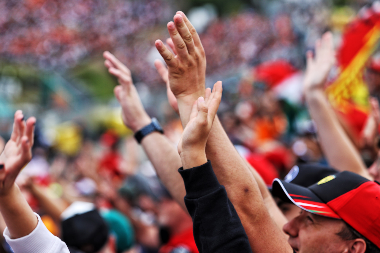 GP UNGHERIA, Circuit Atmosfera - fans in the grandstand.
30.07.2022. Formula 1 World Championship, Rd 13, Hungarian Grand Prix, Budapest, Hungary, Qualifiche Day.
- www.xpbimages.com, EMail: requests@xpbimages.com © Copyright: Moy / XPB Images